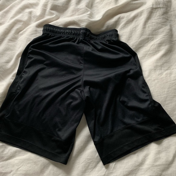 Adidas shorts - Picture 2 of 2